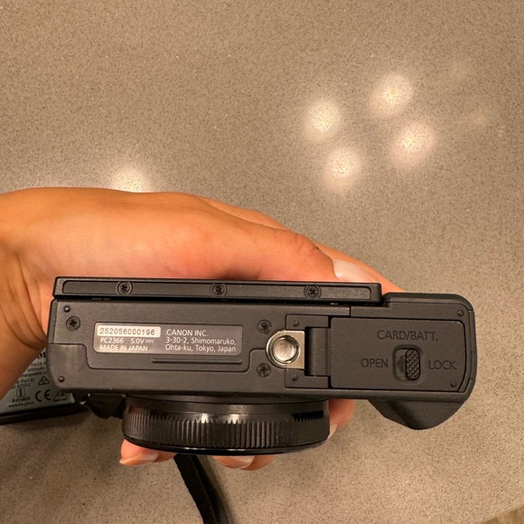 Canon Powershot G7 X Mark III - Picture 3 of 12